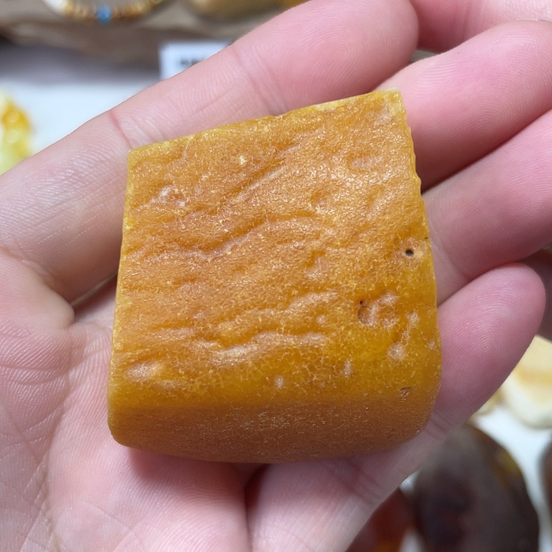 定制琥珀未镶嵌原矿蜜蜡