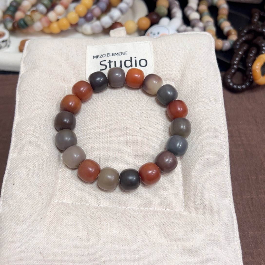 h***.菩提根/象牙果吊坠魔法女巫卡14。687