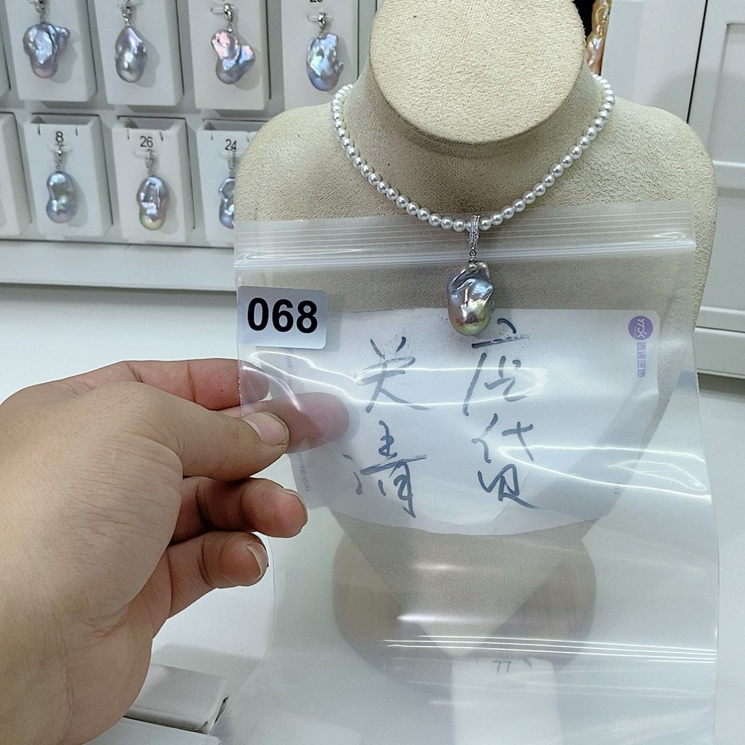 淡水珍珠颈饰合金