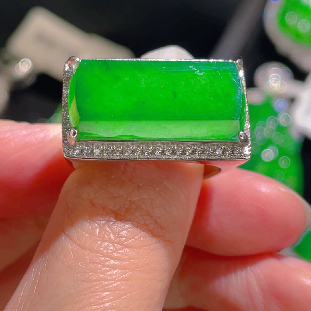 翡翠戒指银S925镶嵌111111111111111