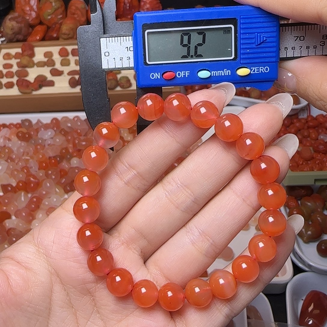 南红玛瑙未镶嵌颈饰