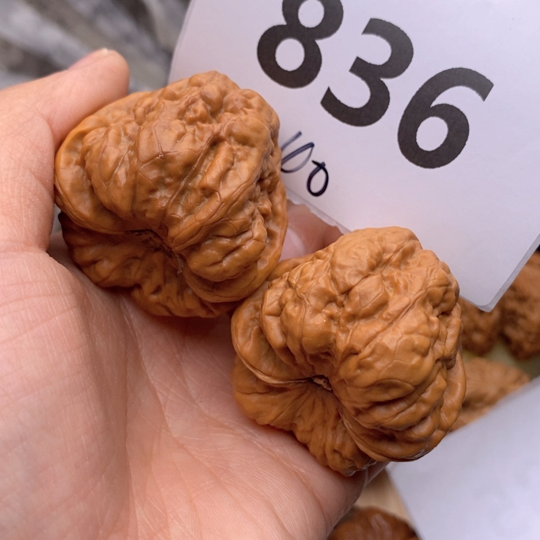 文玩核桃吊坠836号40蛙色差