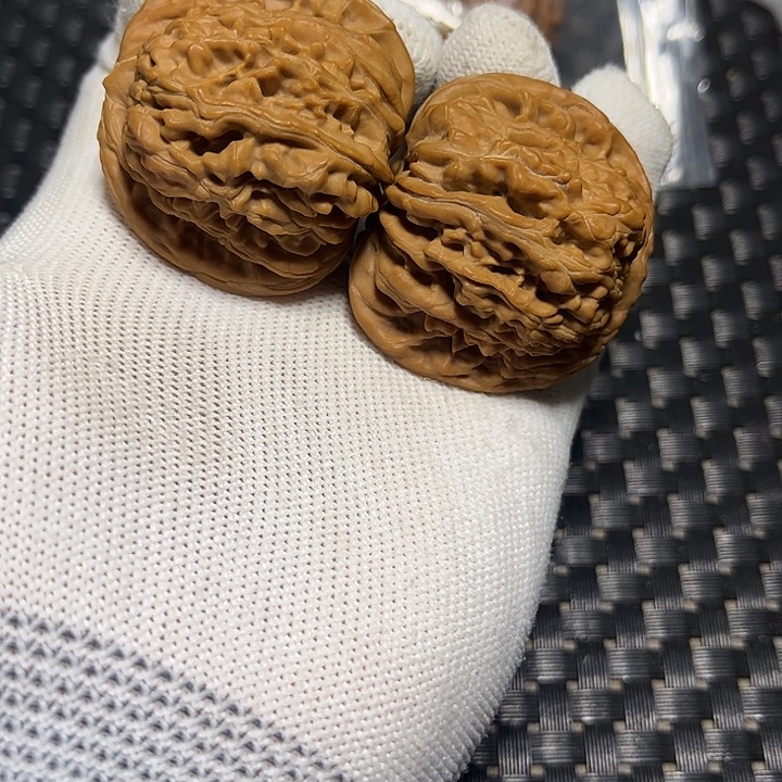 文玩核桃吊坠平谷四座楼