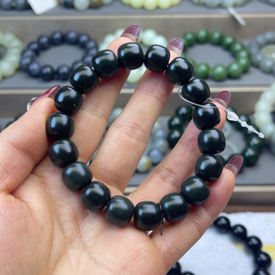 和田玉手链未镶嵌