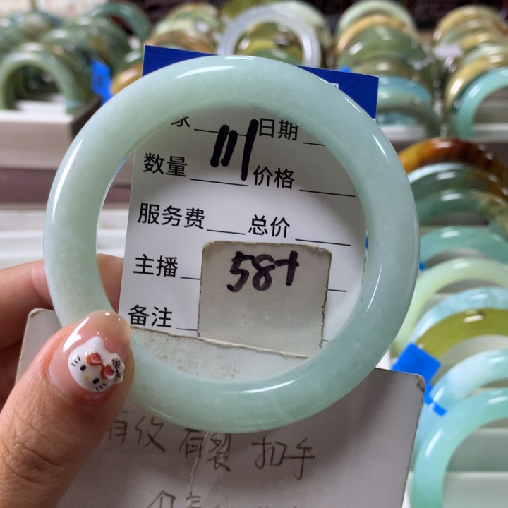 蛇纹石玉未镶嵌手镯111