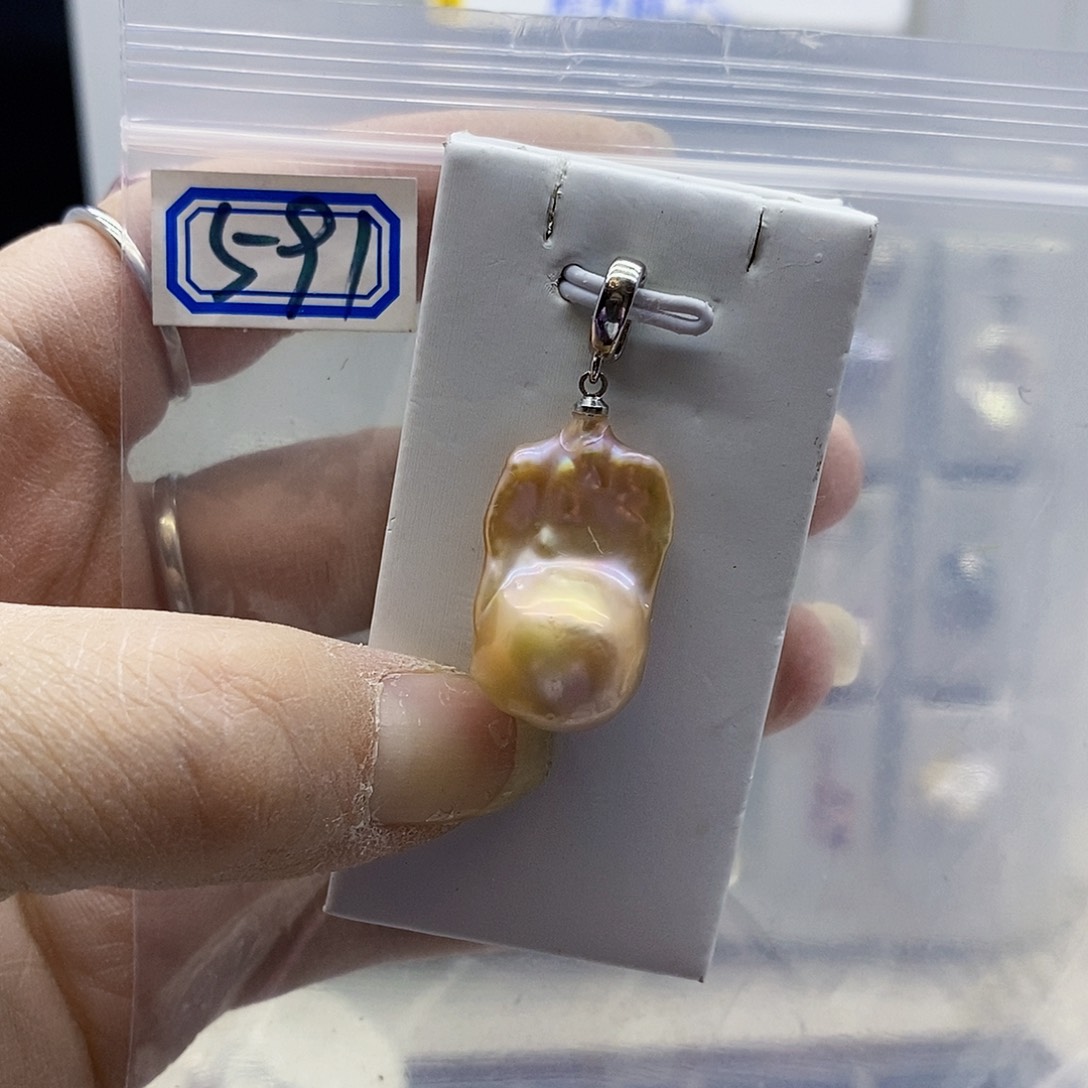 颈饰合金淡水珍珠