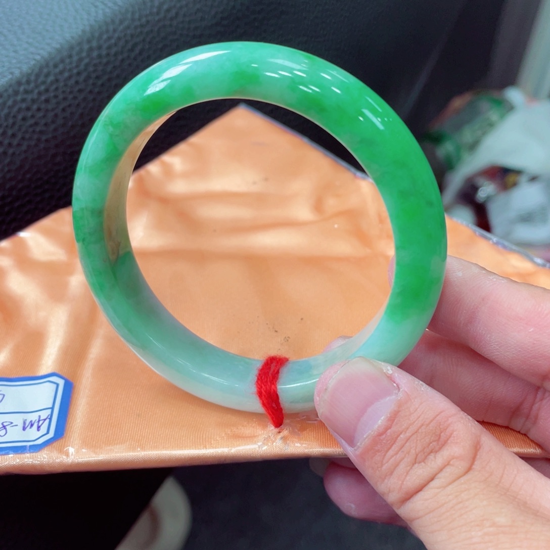 未镶嵌手镯翡翠翡翠