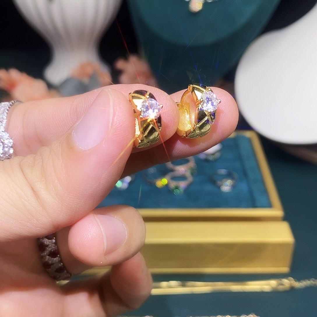 吊坠925银合成碳硅石