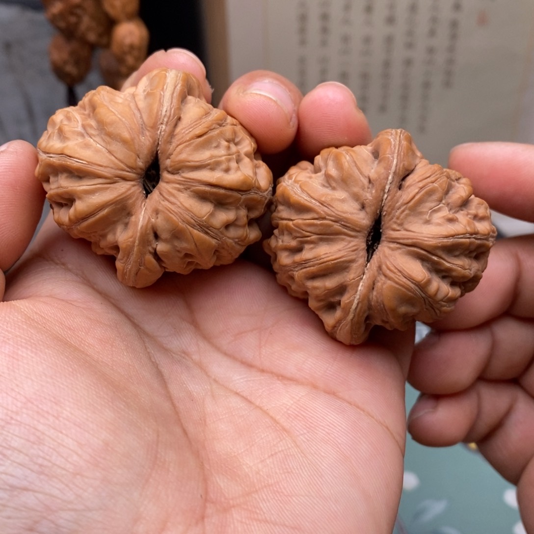 文玩核桃把件42平谷元宝