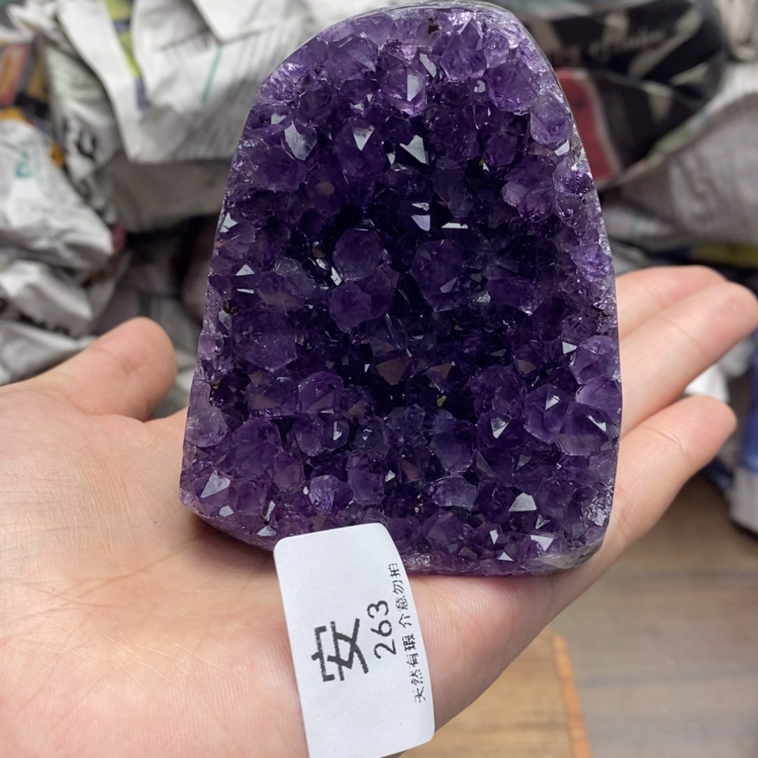 香***瞰紫晶未镶嵌珠宝半成品