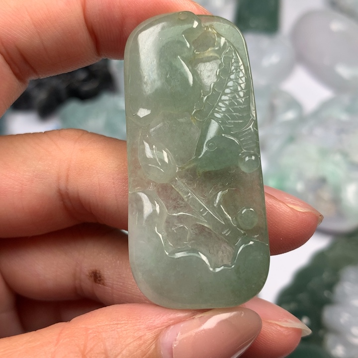 翡翠未镶嵌颈饰翡翠