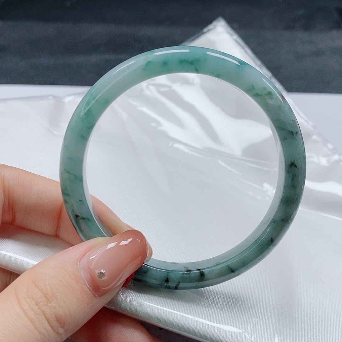 【闪购商品】未镶嵌手镯翡翠508号