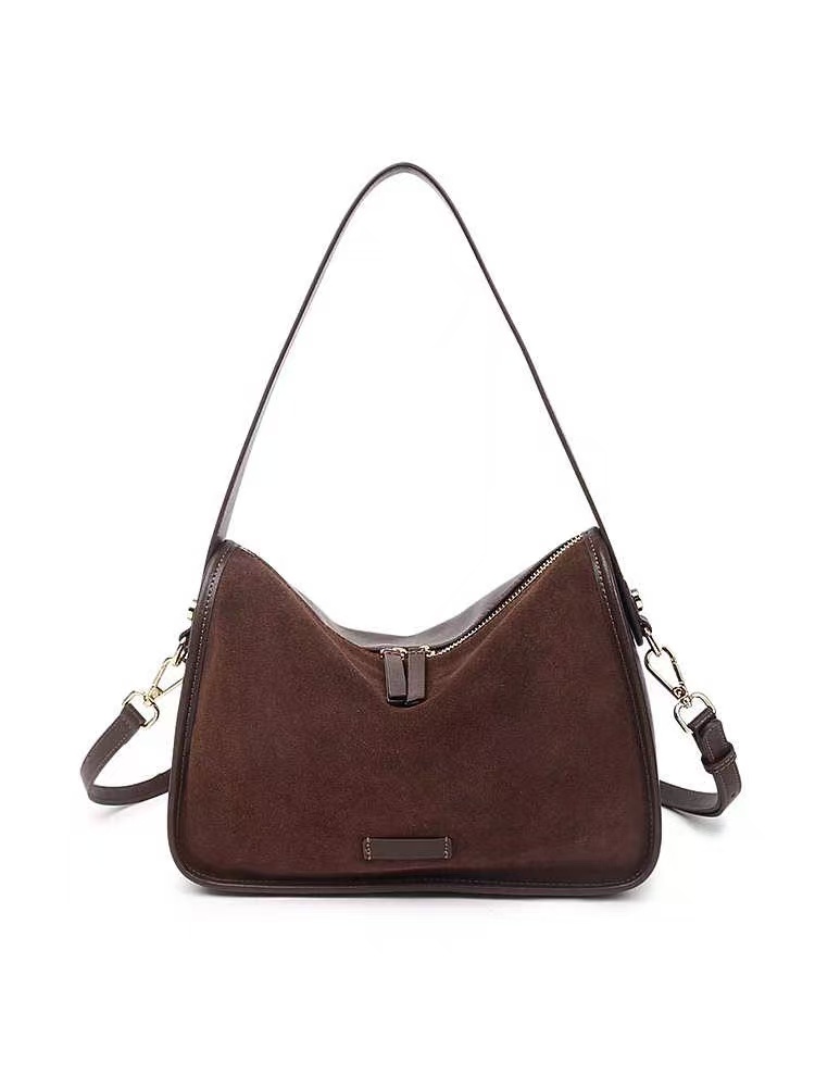 秋冬新款反绒磨砂牛皮大容量邮差包