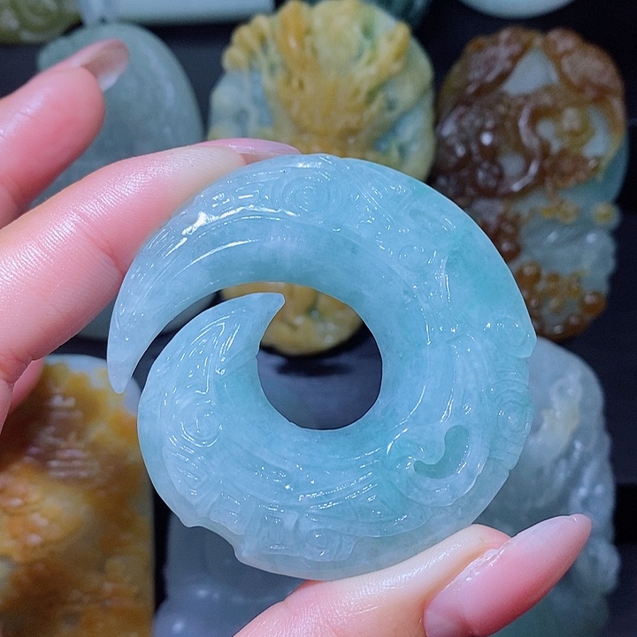 定制翡翠未镶嵌翡翠