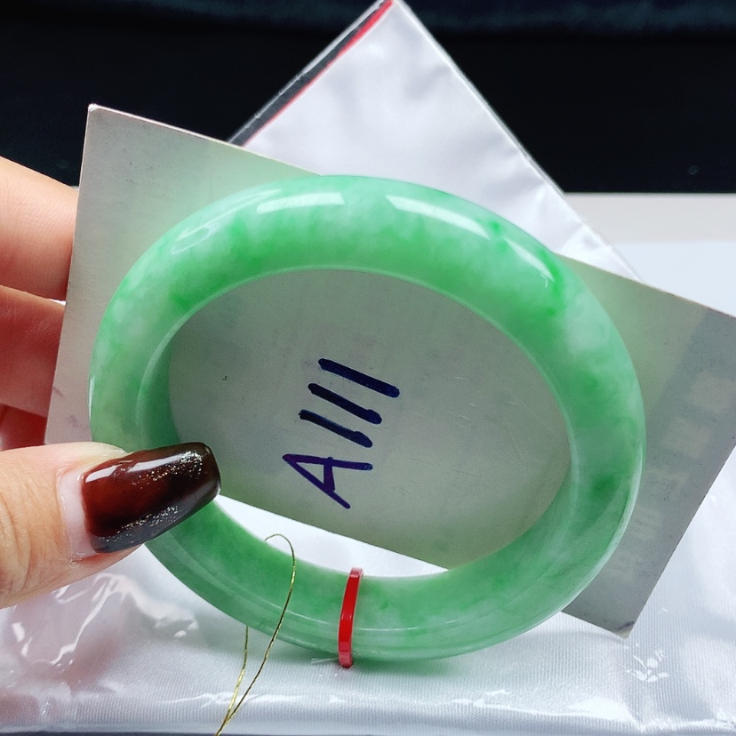 【闪购商品】翡翠手镯未镶嵌 正圈56