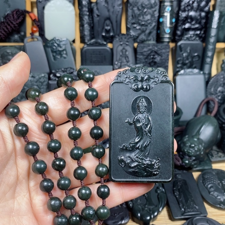 和田玉（青玉）颈饰未镶嵌