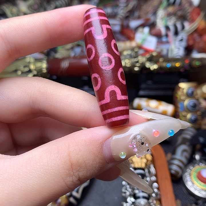 未镶嵌发一条玛瑙/玉髓