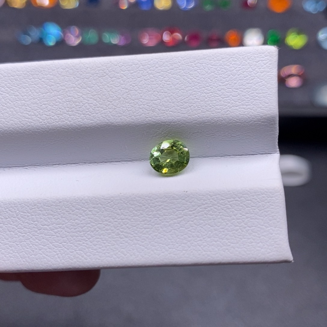 绿色碧玺裸石未镶嵌86分