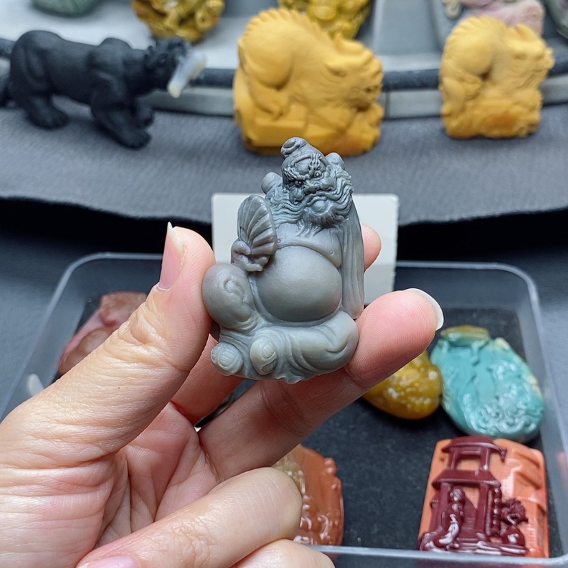 【闪购商品】定制石英质玉吊坠未镶嵌