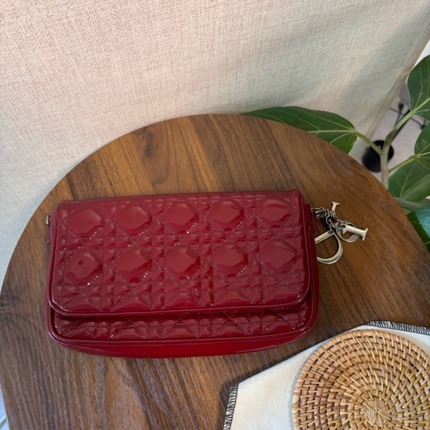 95新 DIOR/迪奥 dior酒红色漆皮链条包斜挎包