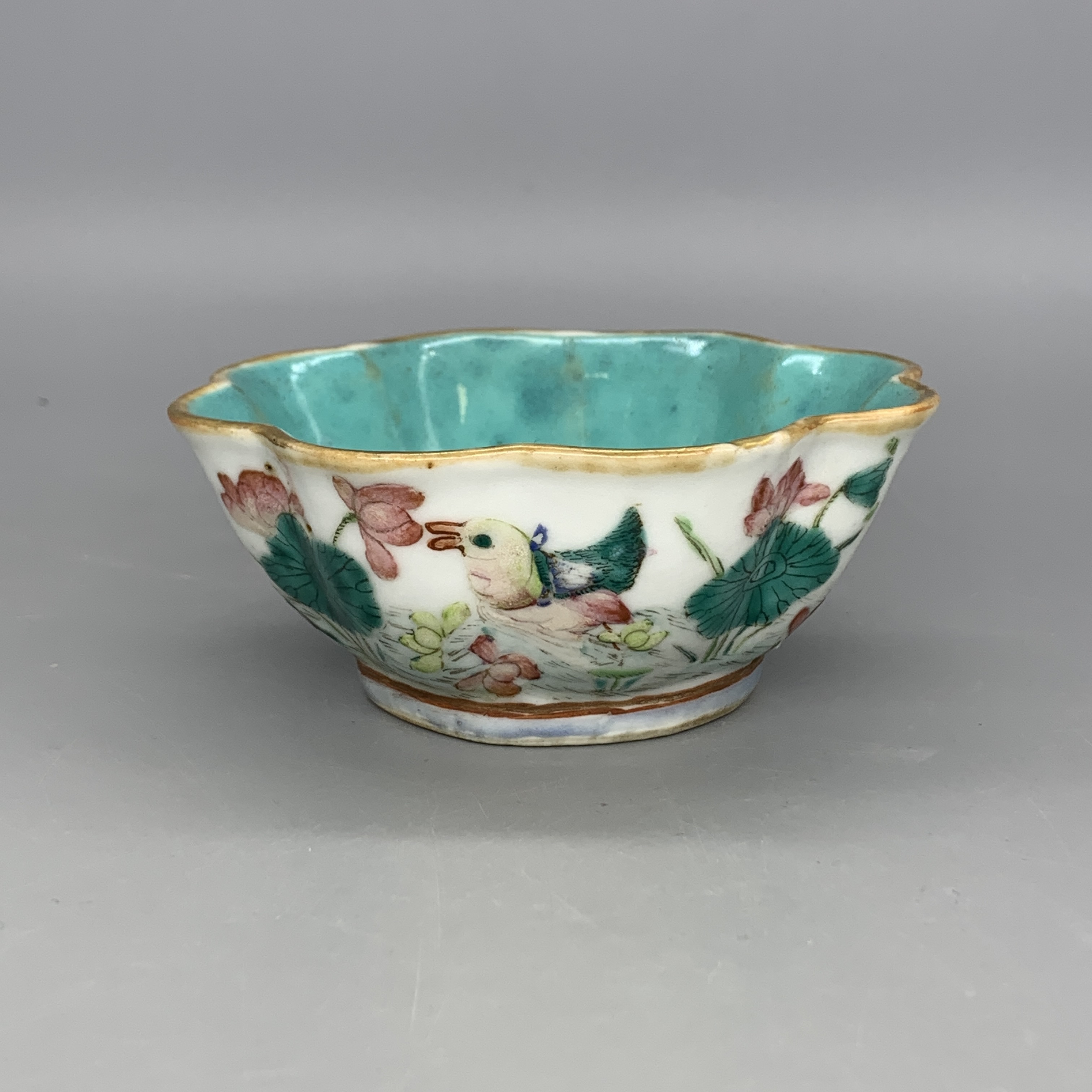 42501044*清同治粉彩莲池水禽纹花口供碗/瓷器四