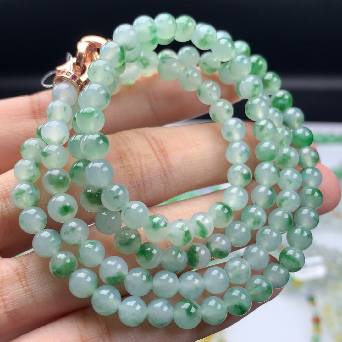 翡翠手链未镶嵌卡