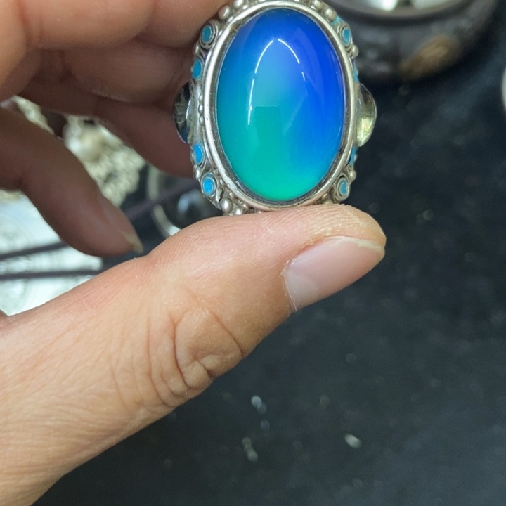 12252485445245144411