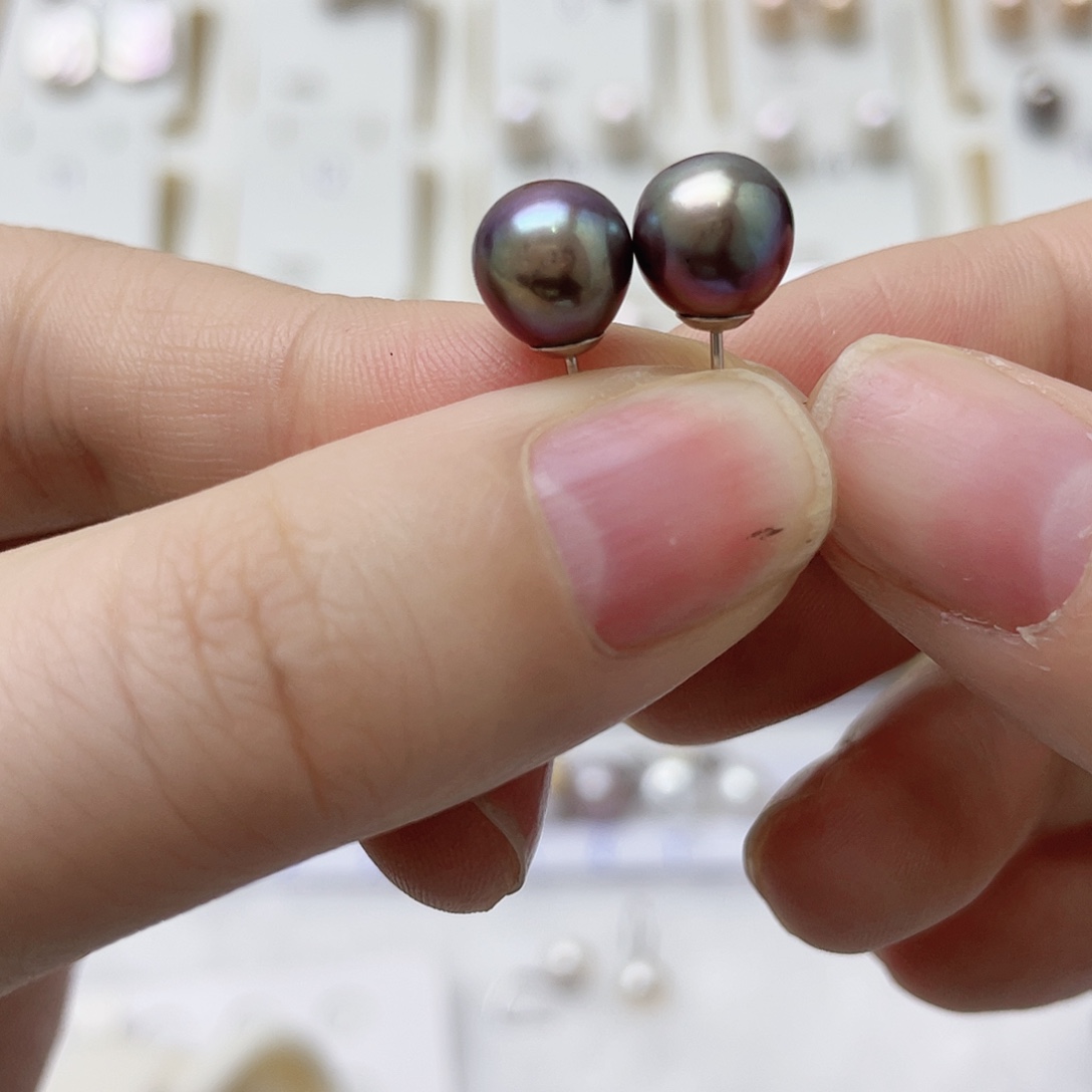 小***福银S925镶嵌淡水珍珠耳饰