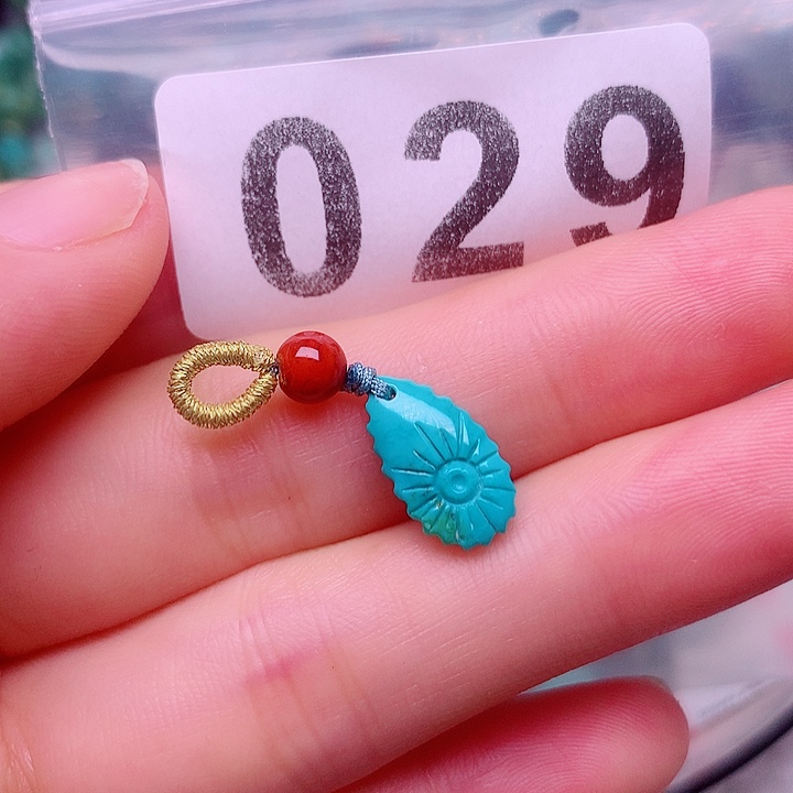 未镶嵌南红玛瑙珠宝奇石