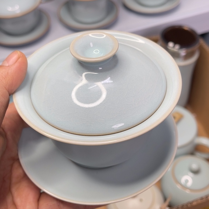 孤***鹤汝州原矿原釉微瑕盖碗