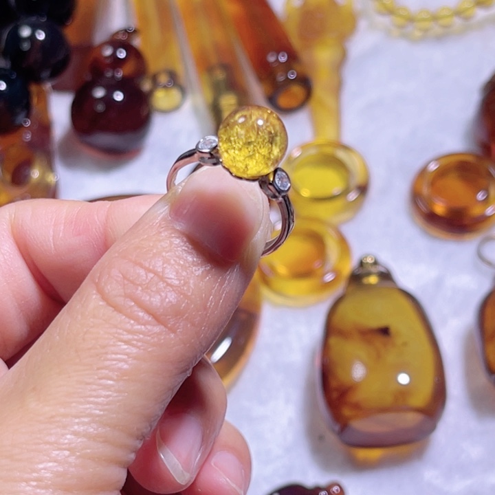 银S925镶嵌琥珀裸石天然缅甸琥珀雨花圆镶嵌925银戒指