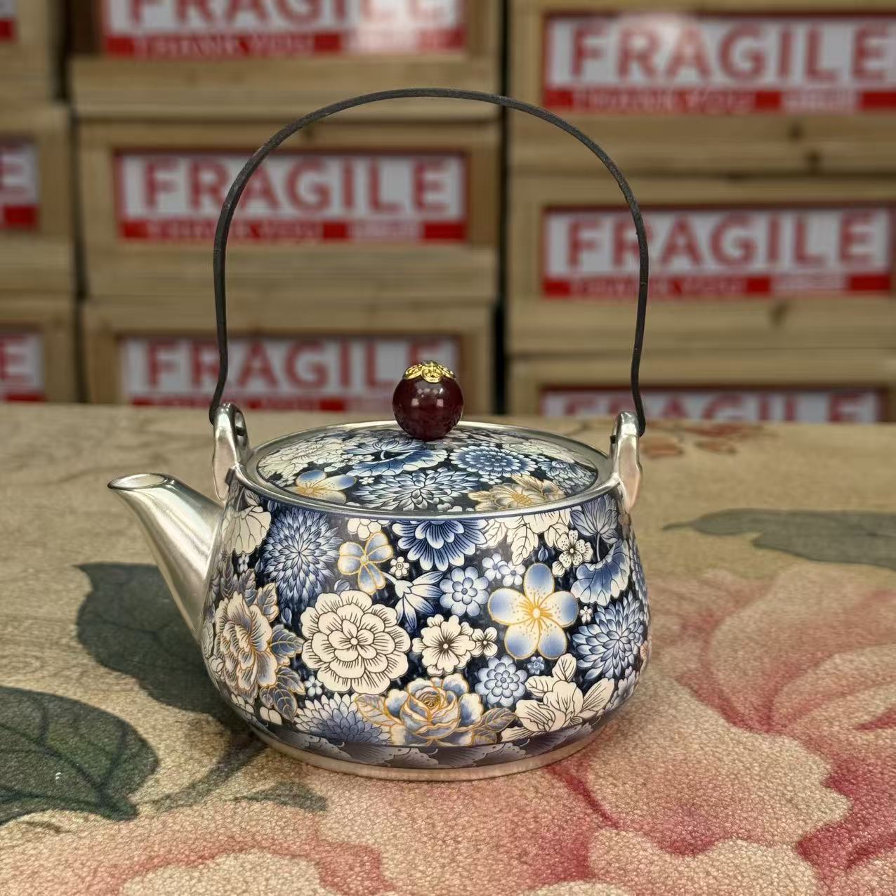 瓷胎包银繁花提梁壶3141