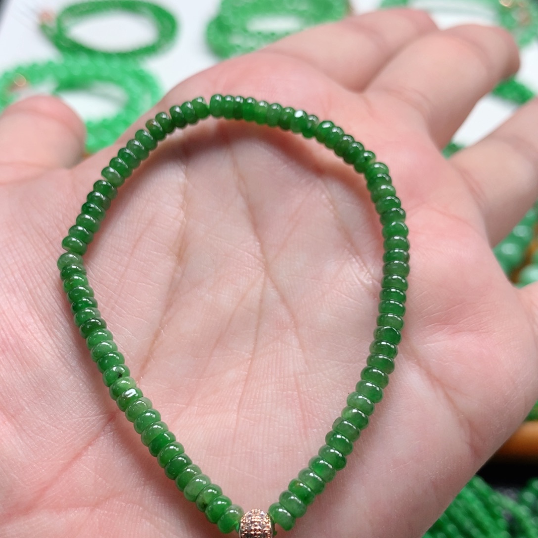 翡翠未镶嵌手链翡翠