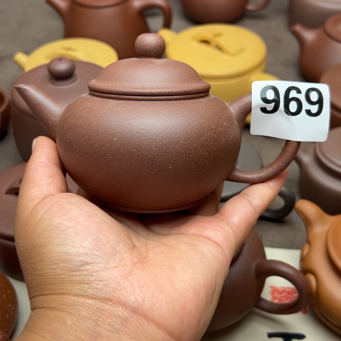 茶壶紫砂紫泥半手工240cc左右瑕疵