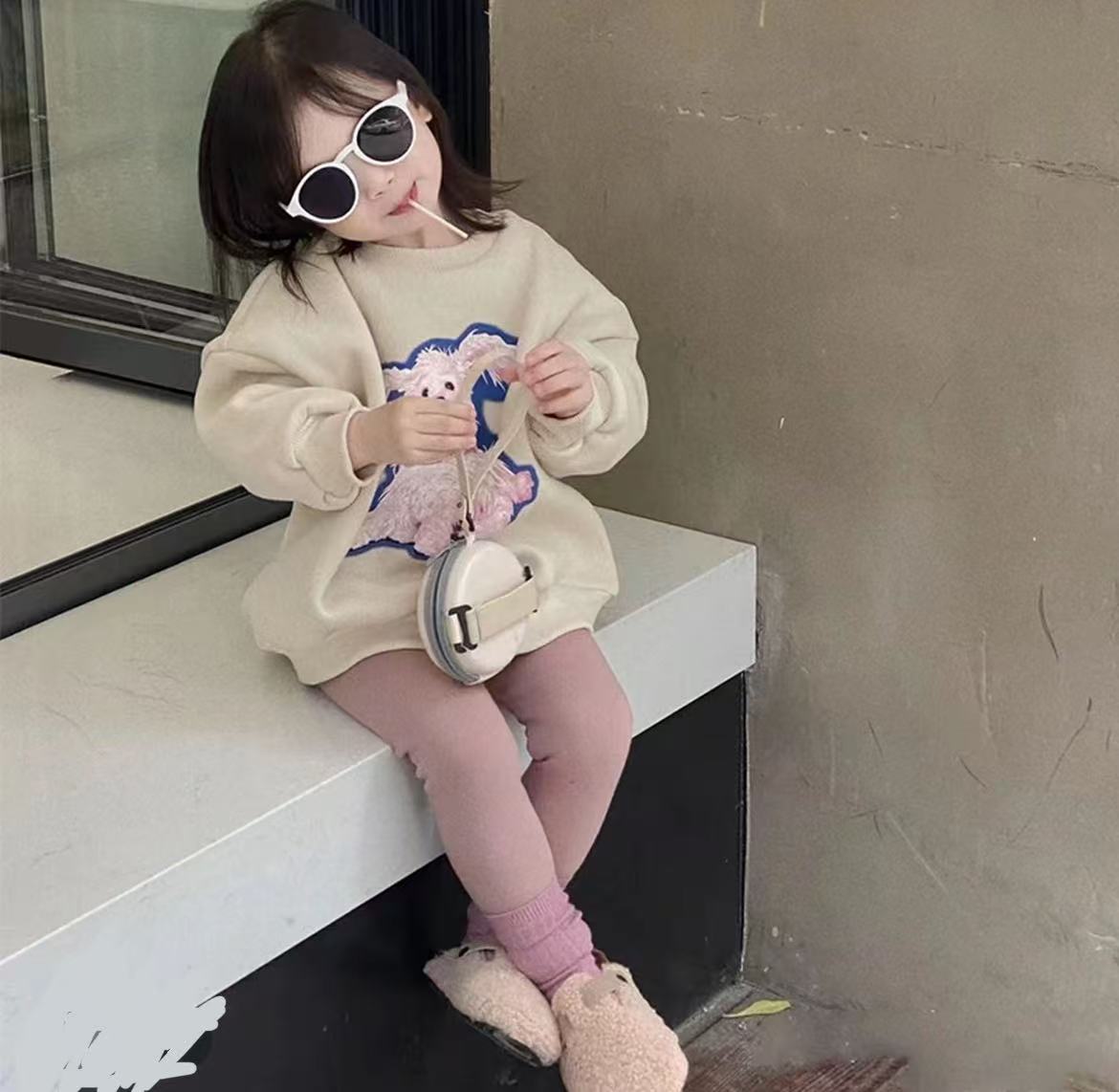 63028-C7-冬款奶茶色加绒小狗卫衣套装