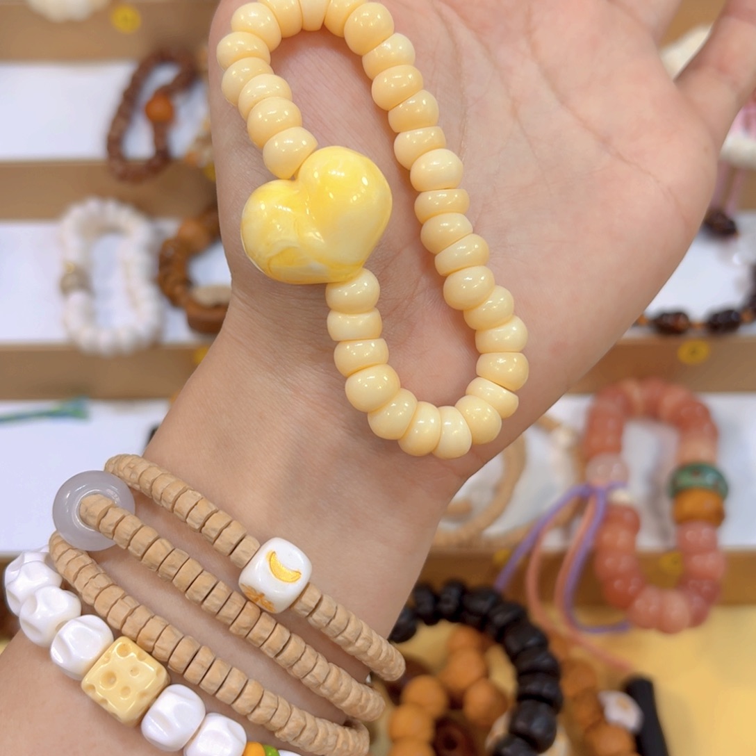 吊坠星月菩提骨骨➕爱心