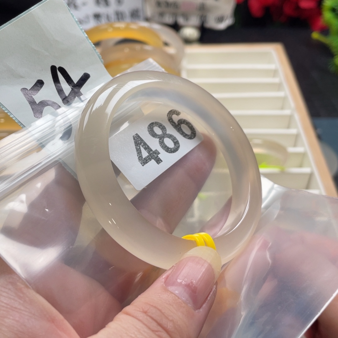 玛瑙/玉髓未镶嵌手镯