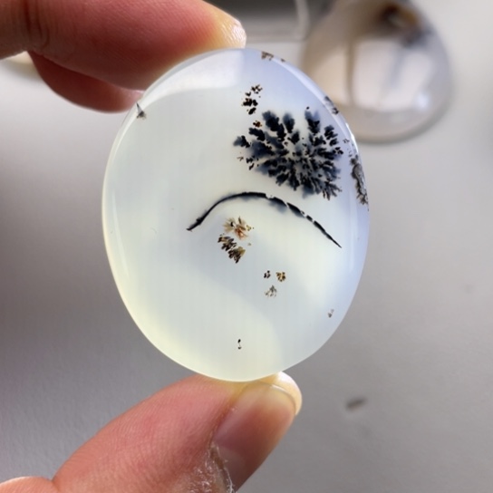 玛瑙/玉髓颈饰未镶嵌X****u