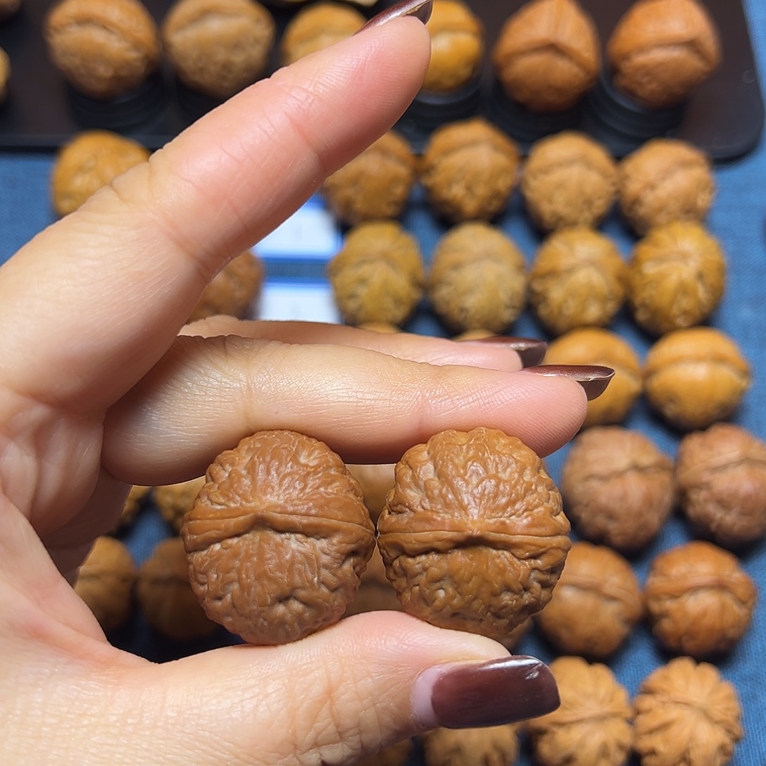 文玩核桃吊坠麒麟元宝29尺全品无修