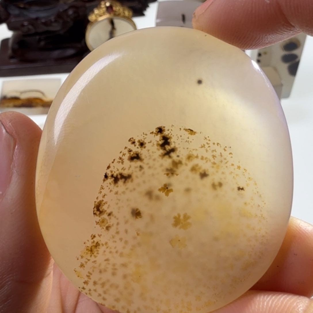 玛瑙/玉髓未镶嵌珠宝半成品