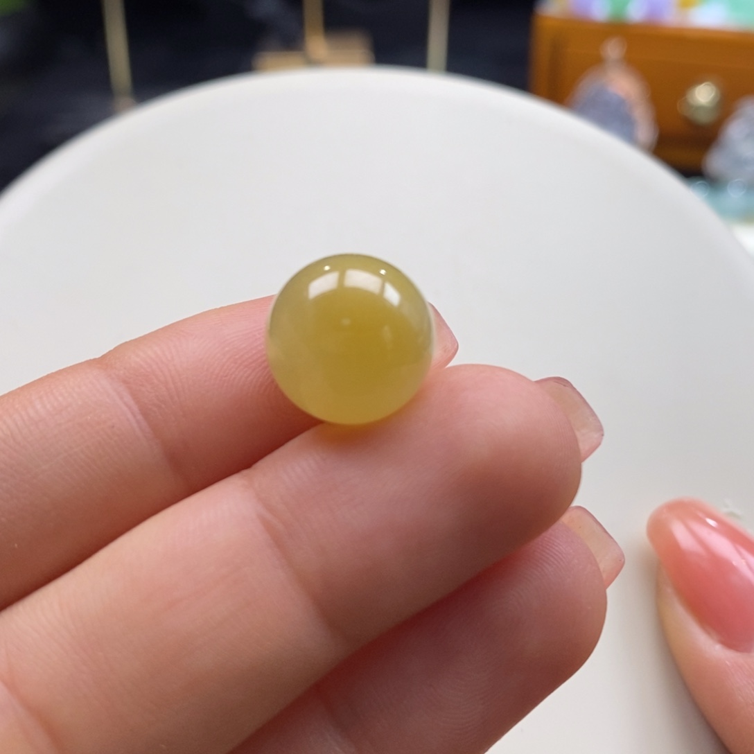 翡翠吊坠(不含链)未镶嵌翡翠黄翡圆珠