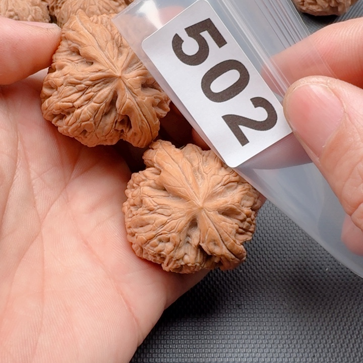 文玩核桃把件无虎头王43