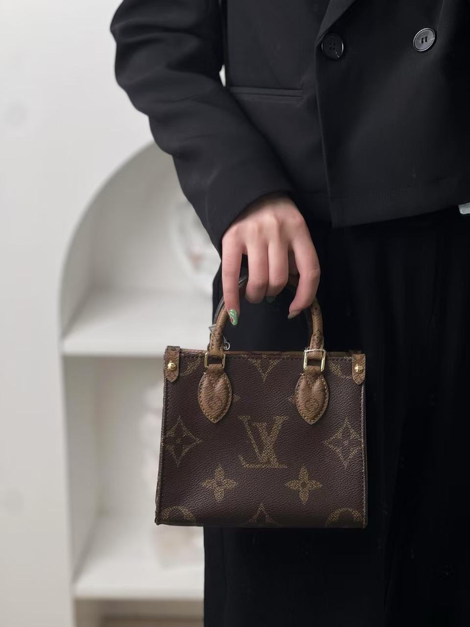 99新 LouisVuitton/路易威登 lv onthego bb老花/公价无/甄选