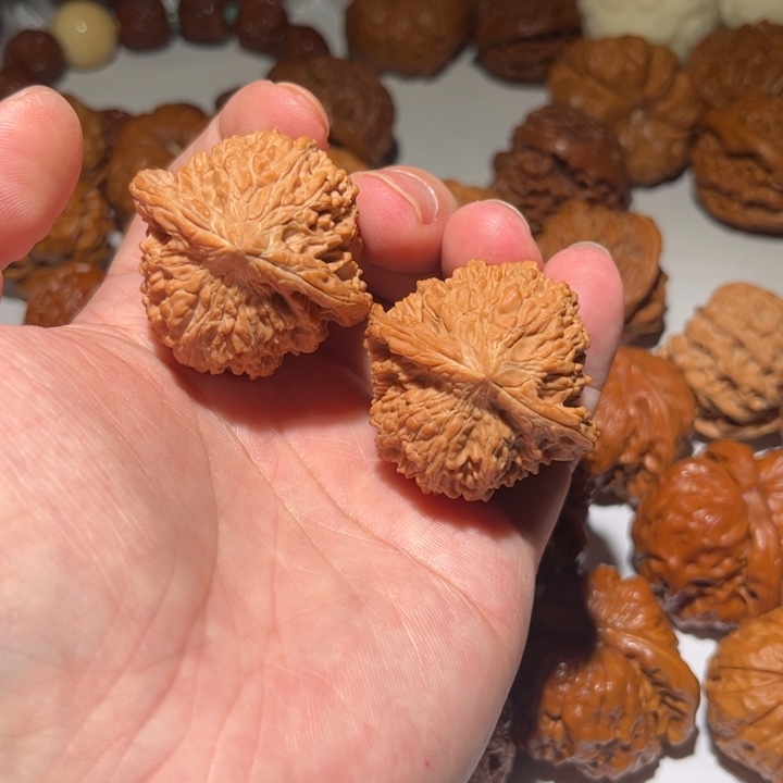 七***i文玩核桃把件狮子头核桃