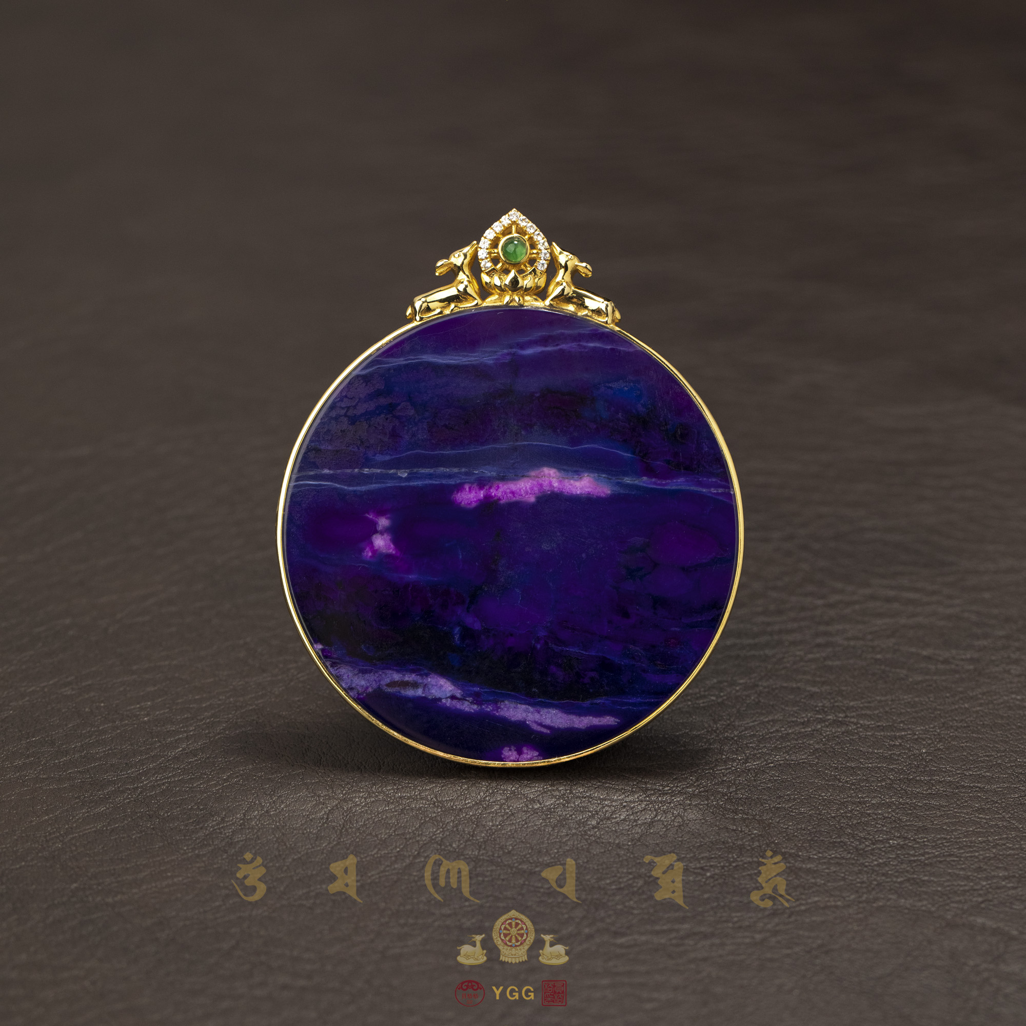  18K金双鹿/舒俱来大圆牌吊坠/FXLY317541