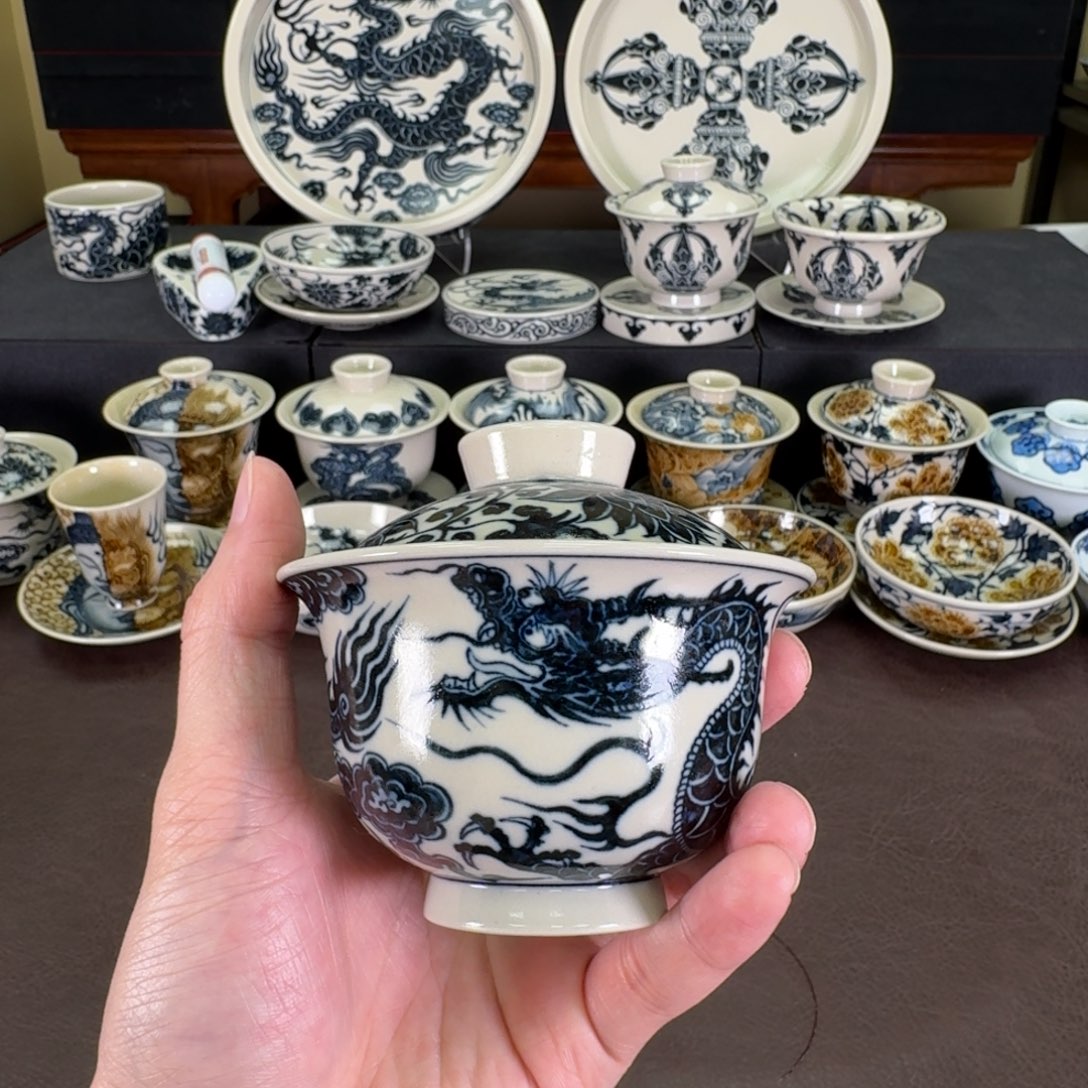 二号釉1351龙纹盖碗二号釉