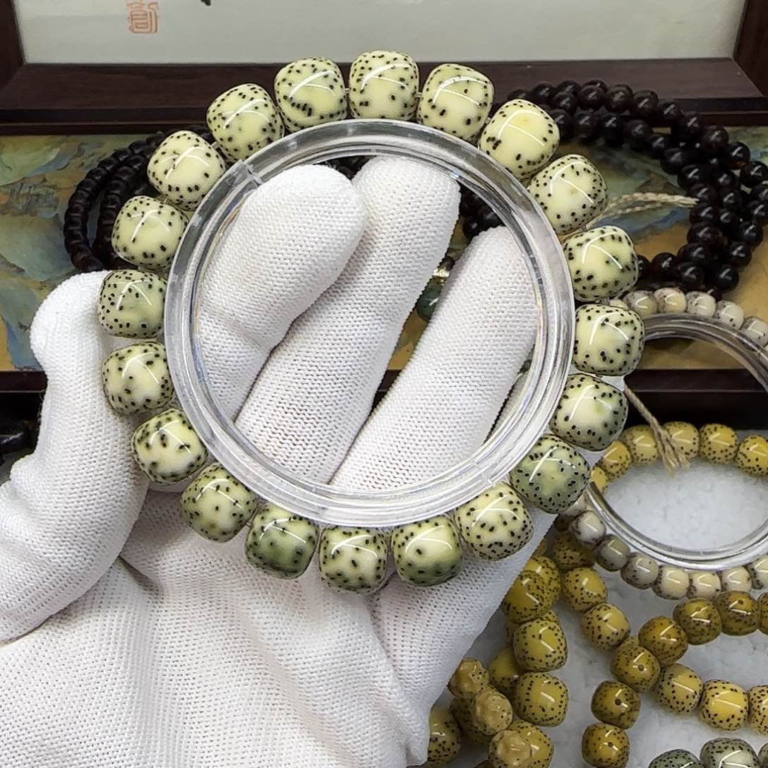 星月菩提手串［****］卡11.5双留白