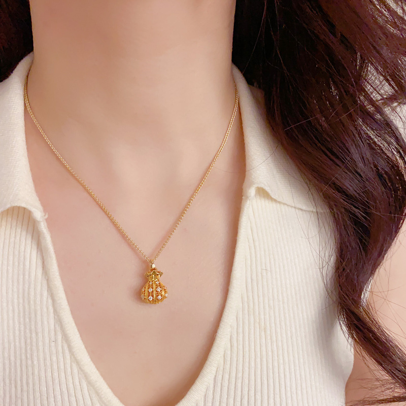 铜合金合成锆石吊坠 精致高级感镶钻立体福袋吊坠项链时尚颈链