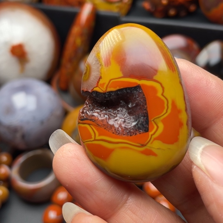 玛瑙/玉髓颈饰未镶嵌