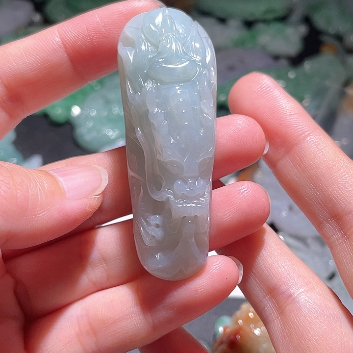 颈饰未镶嵌翡翠天